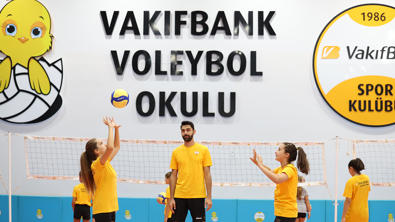 voleybol spor okulu vakifbank spor kulubu